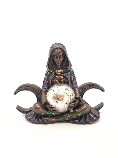 Socha Lunárna Bohyňa