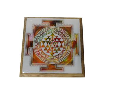 Mini oltárik YANTRA (mangové drevo)